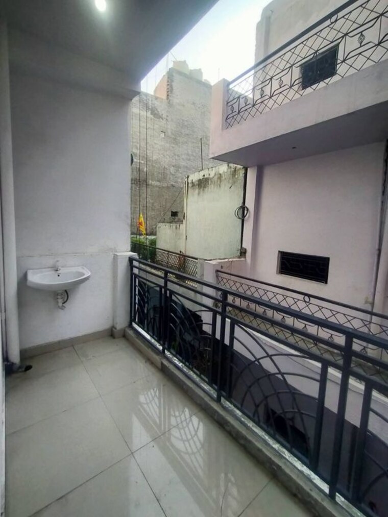 Balcony, lucky-the-palm-valley 2 Bedroom 950 Sq.Ft. Builder Floor In Sector 1 Greater Noida Greater Noida 10540565