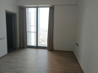 4 BHK + Prayer Room,Store Room 2550 Sq.Ft. Apartment in Rustomjee Crown