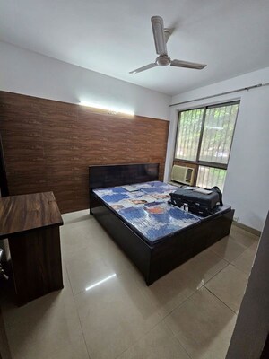 Bedroom in 3 BHK Apartment at Unitech Uniworld Gardens 2, Sector 47 – for Sale