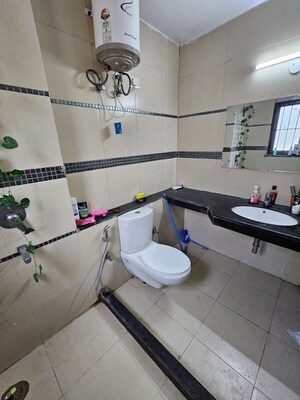 Bathroom in 3 BHK Apartment at Unitech Uniworld Gardens 2, Sector 47 – for Sale