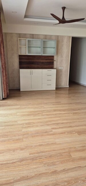 Room in 3 BHK Apartment at SJR Primecorp Blue Waters, Off Sarjapur Road – for Rent