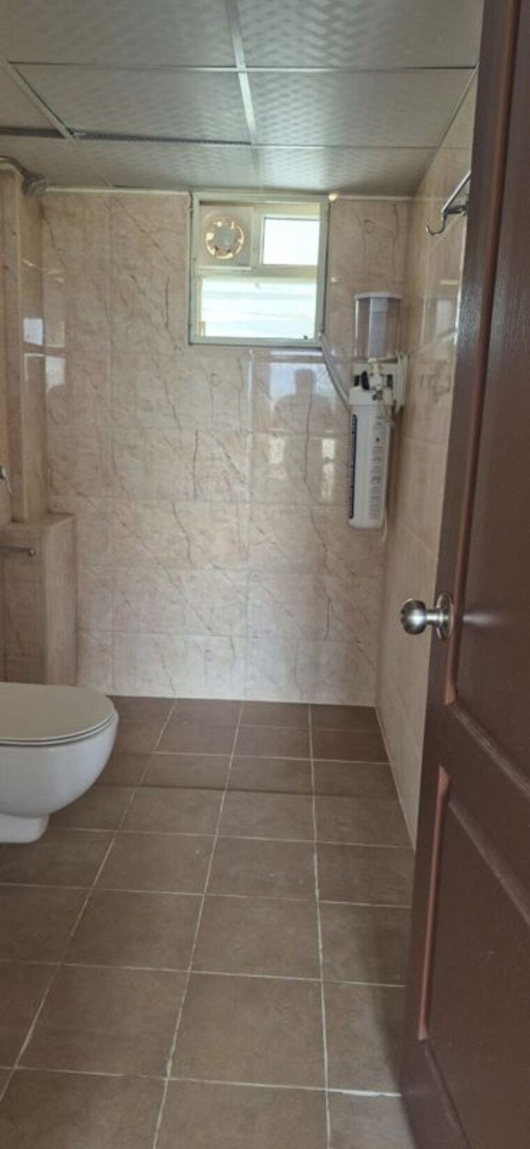 Bathroom, sjr-primecorp-blue-waters 3 Bedroom 1750 Sq.Ft. Apartment In Off Sarjapur Road Bangalore 10540588