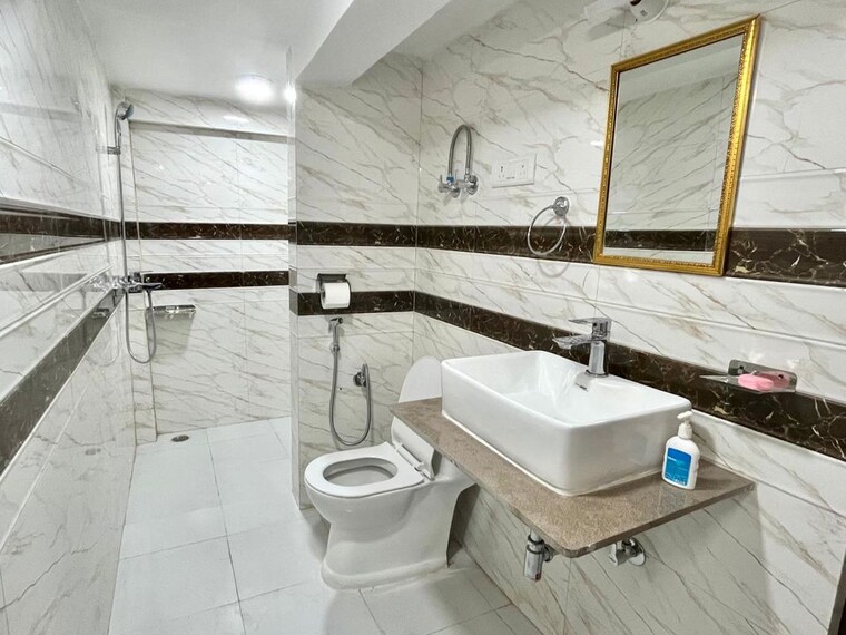 Bathroom, malviya nagar 1 Bedroom 600 Sq.Ft. Builder Floor In Malviya Nagar Delhi 10540603