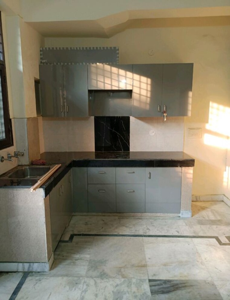 Kitchen, champa-estate 1 Bedroom 70 Sq.Mt. Independent House In Mu 1 Greater Noida Greater Noida 10540620