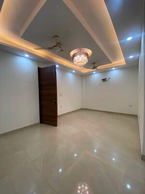 Room in 2 BHK Builder Floor at Palm Residency Chhatarpur, Chattarpur – for Rent