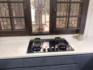 Kitchen in 2 BHK Builder Floor at Gardenia Glory, Sector 46 – for Rent