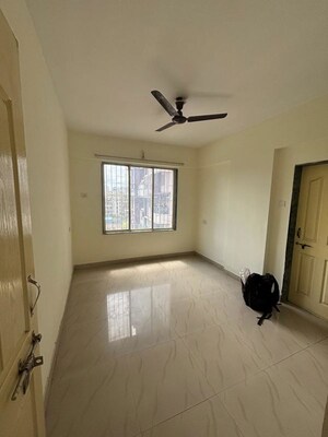 Room in 3 BHK Apartment at Vardhaman Residency Wakad, Wakad – for Rent