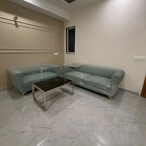 Living Room in 2 BHK Builder Floor at DLF City Phase V, Dlf Phase V – for Rent