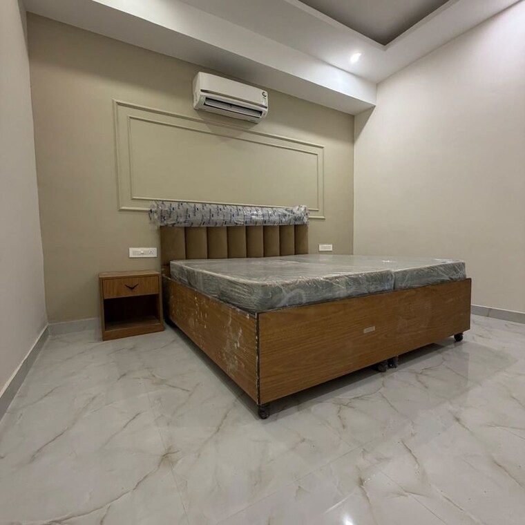 Bedroom, dlf-city-phase-v 2 Bedroom 1200 Sq.Ft. Builder Floor In Dlf Phase V Gurgaon 10540663