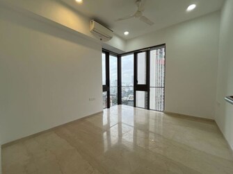 4 BHK + Prayer Room,Store Room 2116 Sq.Ft. Apartment in Lodha The Park