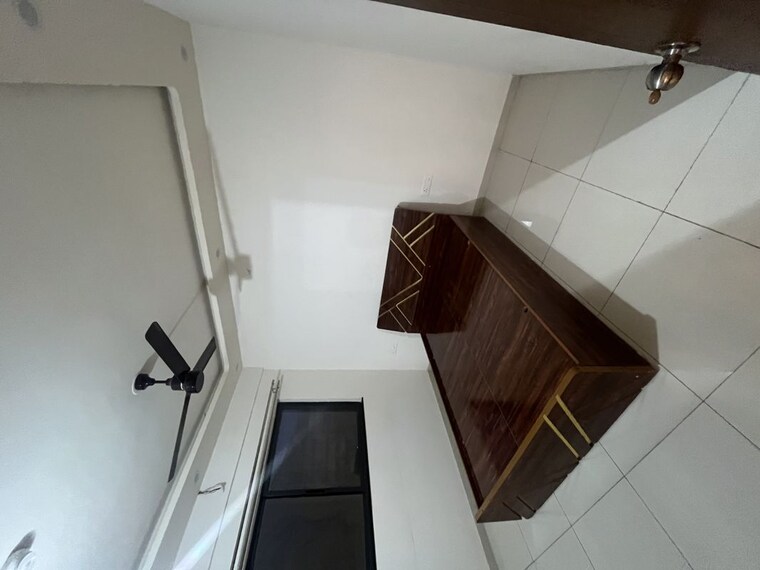 Room, shapoorji-pallonji-vahana-yahavi-phase-1 3 Bedroom 1000 Sq.Ft. Apartment In Bavdhan Pune 10540658