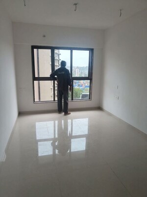 Room in 2 BHK Apartment at Adani Ten BKC, Bandra East – for Rent