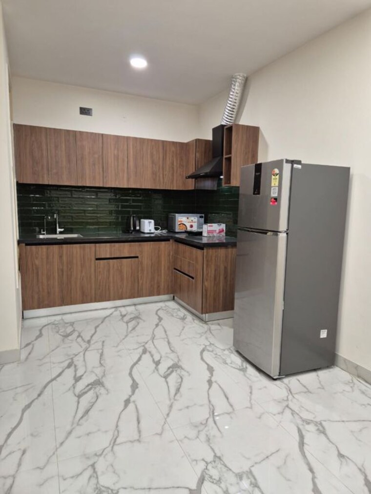 Kitchen, dlf-atria 1 Bedroom 500 Sq.Ft. Builder Floor In Dlf Phase ii Gurgaon 10540681