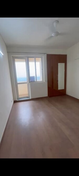 3 BHK Apartment For Rent in Jaypee Green Wish town Klassic, Sector 134