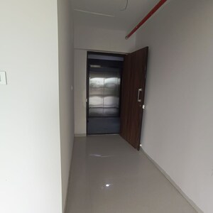Furnished Amenities in 1 BHK Apartment at Leo Eminence, Bandra East – for Rent