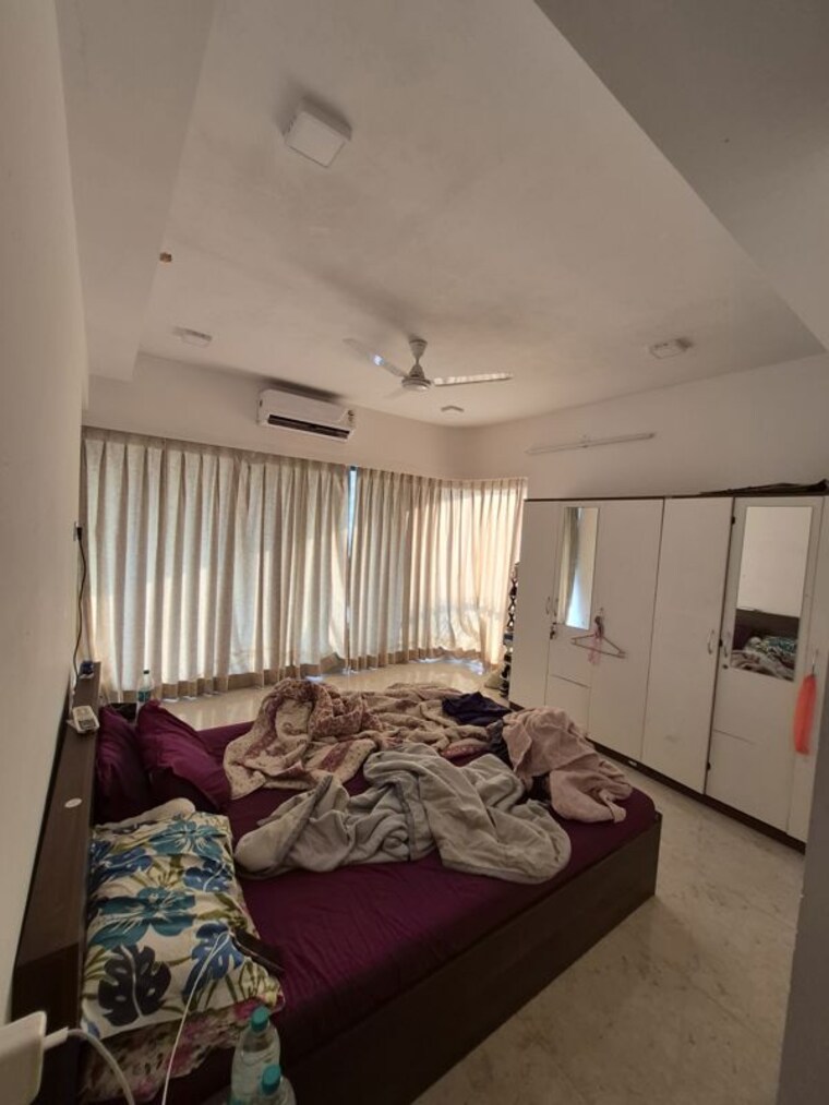 Master Bedroom, dlh-legacy 3 Bedroom 1950 Sq.Ft. Apartment In Juhu Mumbai 10540697