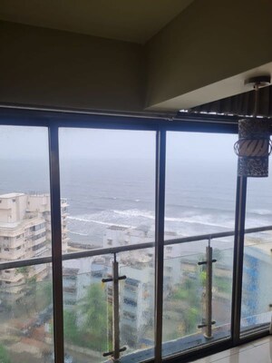  3 BHK Apartment at Andheri West – for Rent