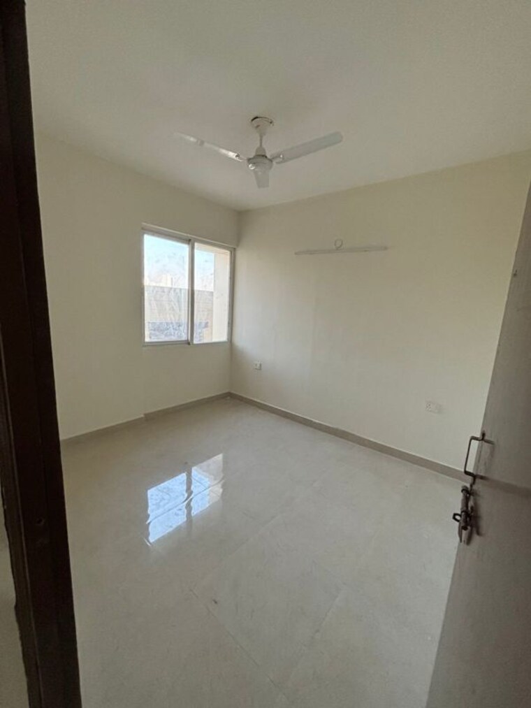 Room, gls-arawali-homes-phase-2 3 Bedroom 745 Sq.Ft. Apartment In Sohna Sector 4 Gurgaon 10540705