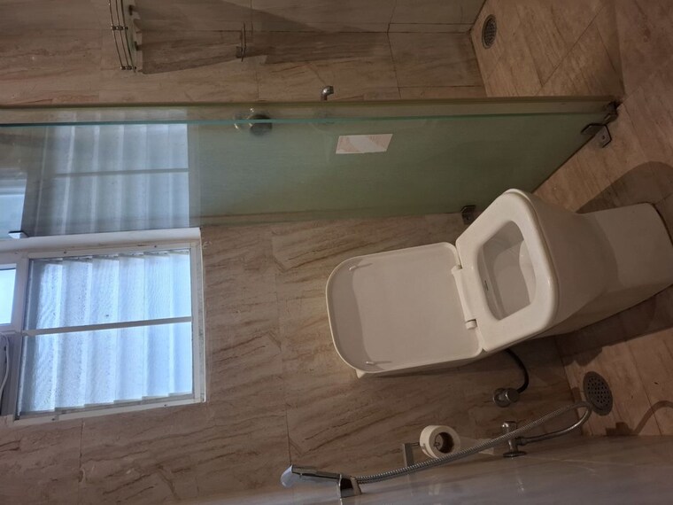 Bathroom, banjara hills 3 Bedroom 2500 Sq.Ft. Apartment In Banjara Hills Hyderabad 10540707