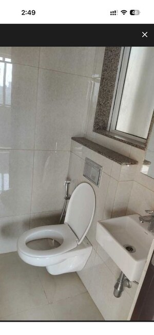 Bathroom in 1 BHK Apartment at LnT Veridian, Powai – for Rent