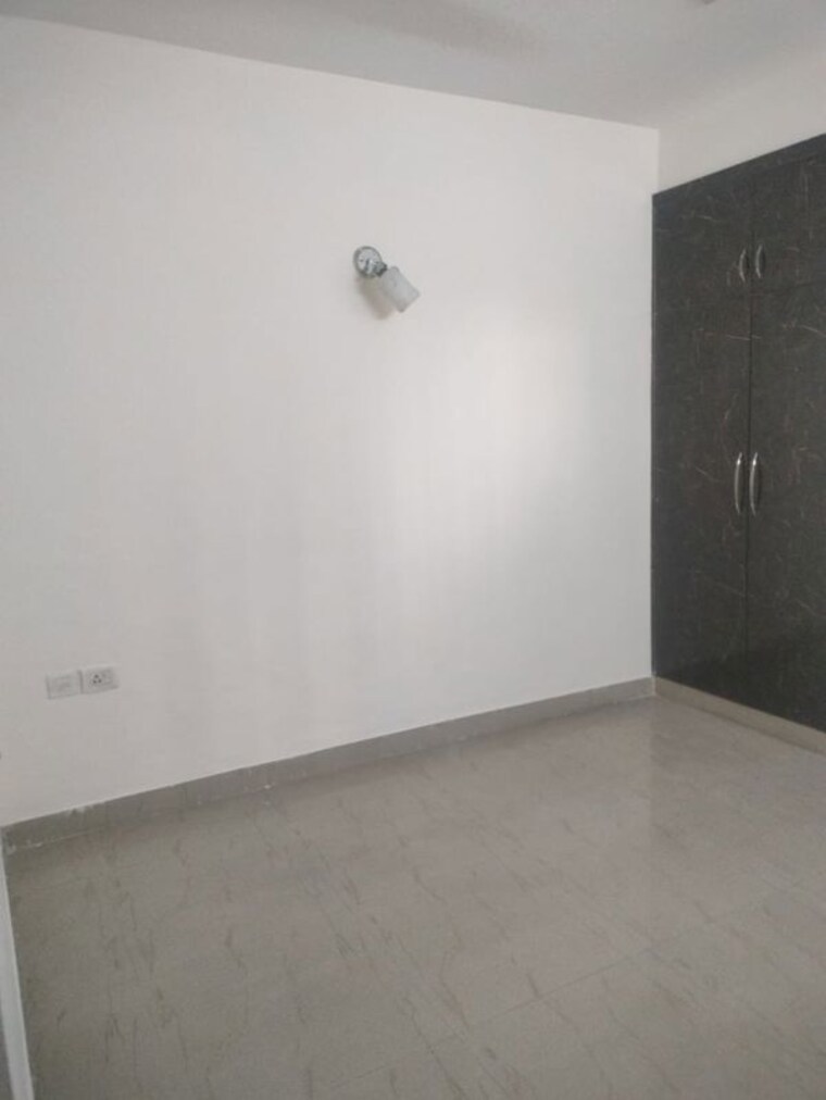 Room, antriksh-golf-view-ii 3 Bedroom 1345 Sq.Ft. Apartment In Sector 78 Noida 10540712