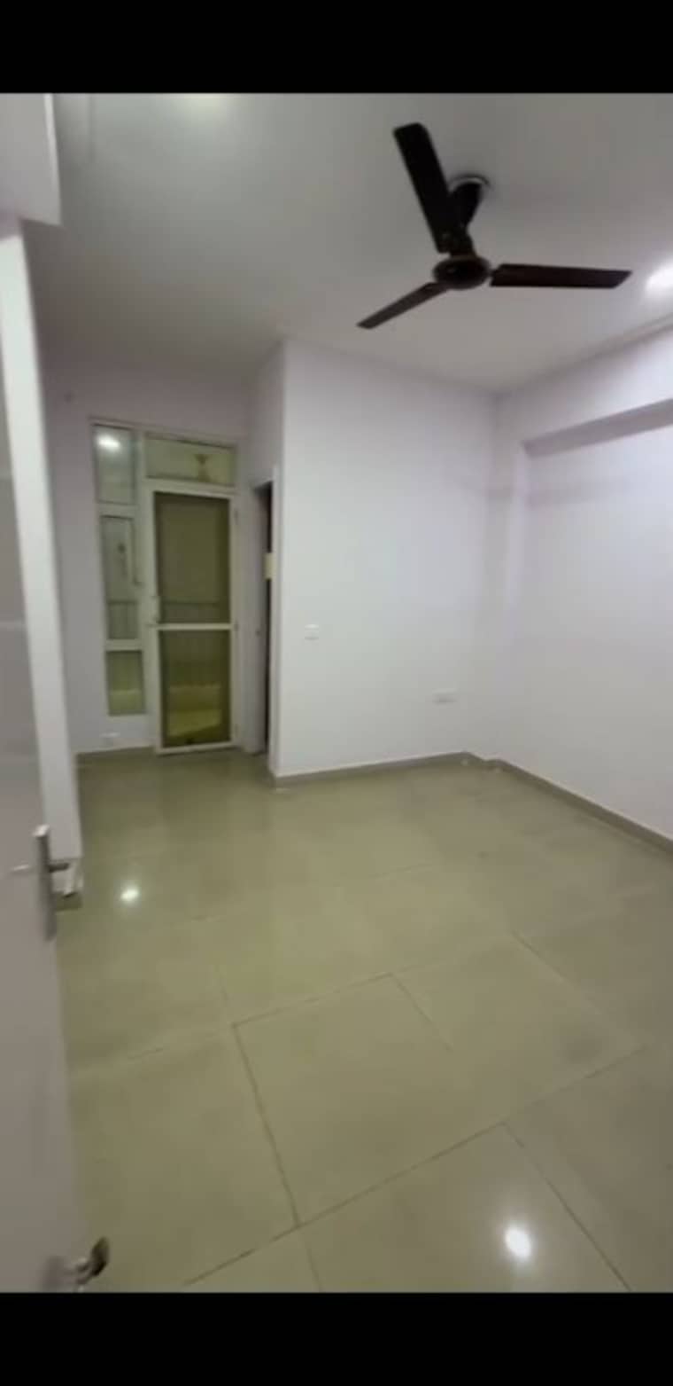 Room, gaur-city-2-12th-avenue 3 Bedroom 1320 Sq.Ft. Apartment In Sector 16c Greater Noida Greater Noida 10540720