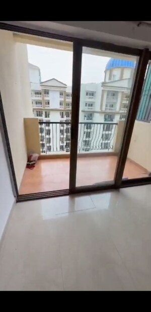 Room in 3 BHK Apartment at Eros Sampoornam, Sector 2 Greater Noida – for Sale