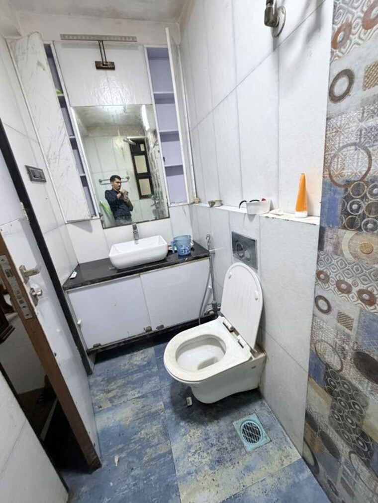 Team Area, runwal-chambers Commercial Office Space 800 Sq.Ft. In Chembur Mumbai 10540741