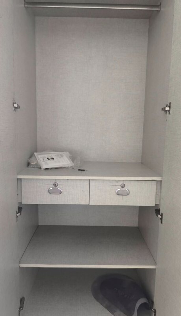 Bathroom, conscient-heritage-max 3 Bedroom 1942 Sq.Ft. Apartment In Sector 102 Gurgaon 10540736