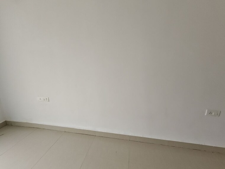 Room, ss-linden 4 Bedroom 300 Sq.Yd. Builder Floor In Sector 84 Gurgaon 10540748