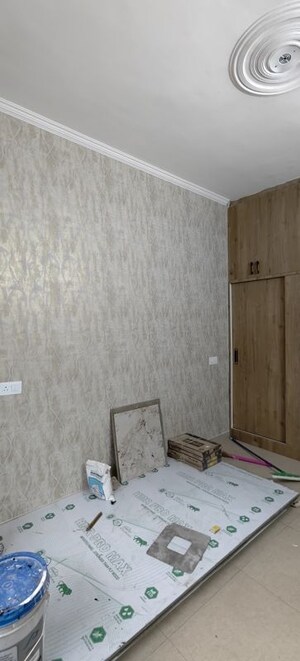 Room in 2 BHK Apartment at Aura Homes, Patiala Road – for Rent
