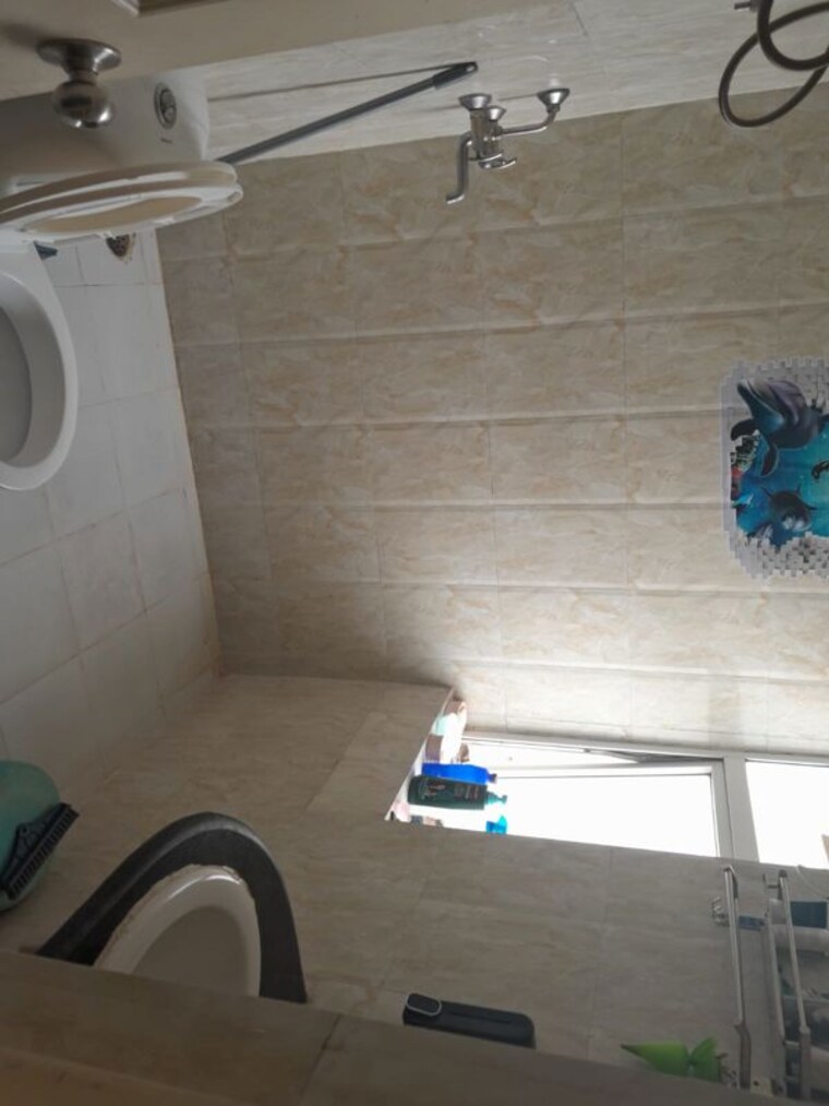 Bathroom, mapsko-paradise 3 Bedroom 1340 Sq.Ft. Apartment In Sector 83 Gurgaon 10540750