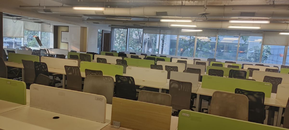 Office Space For Rent in Ackruti Star
