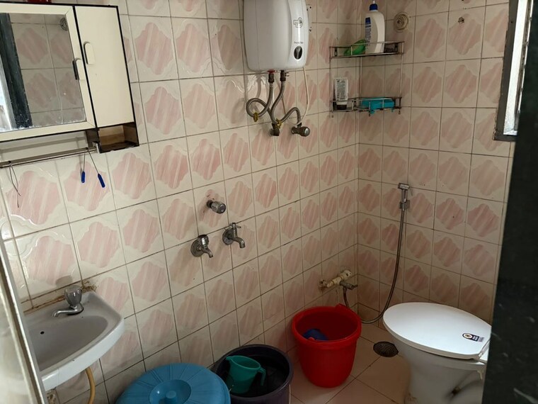 Bathroom, mahadev-apartment-koparkhairane 1 Bedroom 650 Sq.Ft. Apartment In Kopar Khairane Navi Mumbai 10540774