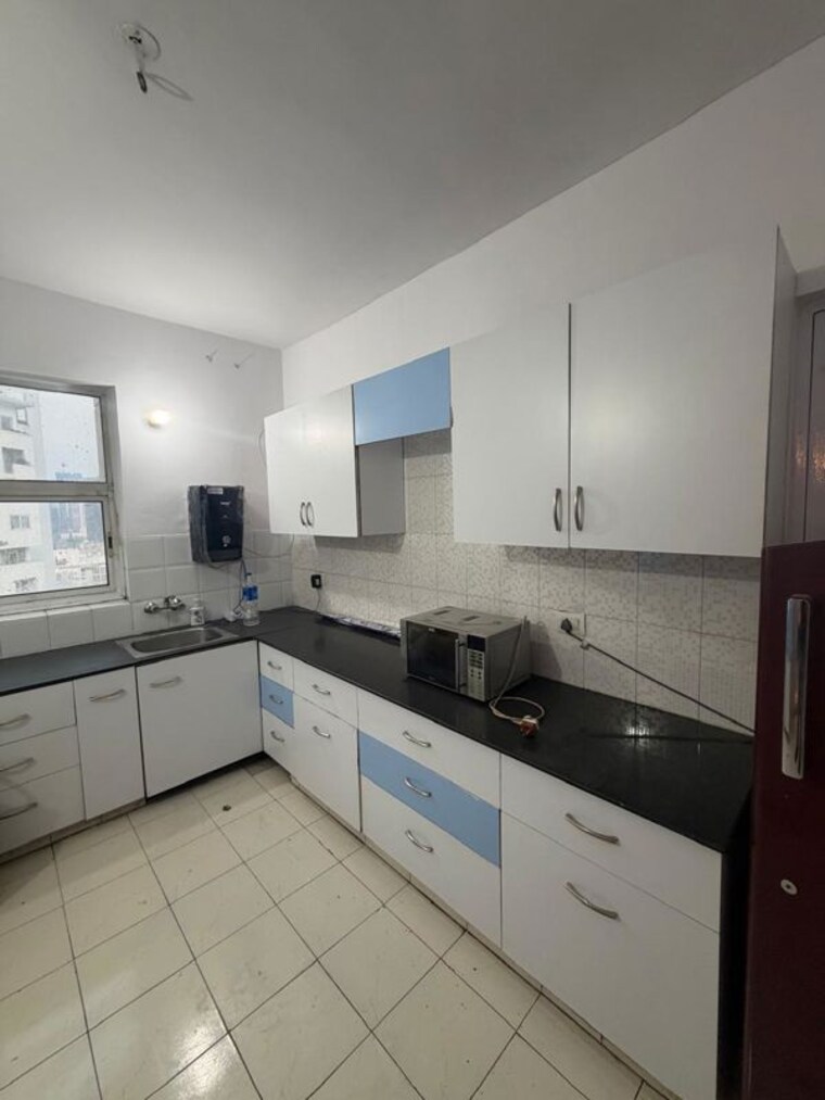 Kitchen, bestech-park-view-city-1 3.5 Bedroom 1776 Sq.Ft. Apartment In Sector 48 Gurgaon 10540800