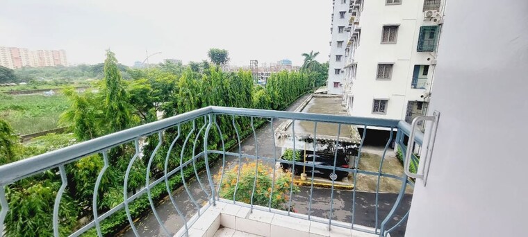 Balcony, bengal-peerless-alaktika-housing-complex 3 Bedroom 1434 Sq.Ft. Apartment In Rajarhat Kolkata 10540805