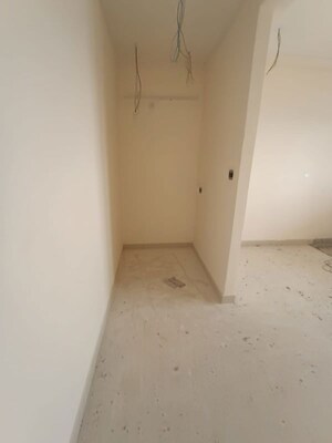 Room in 3 BHK Apartment at Candeur Crescent, Serilingampally – for Sale