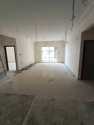 Room in 3 BHK Apartment at Candeur Crescent, Serilingampally – for Sale