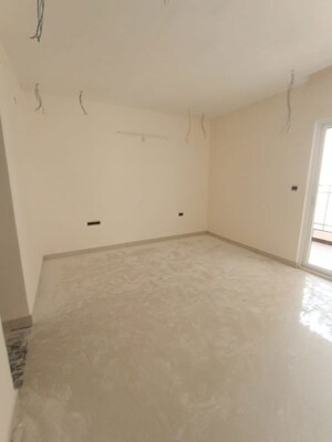 Room in 3 BHK Apartment at Candeur Crescent, Serilingampally – for Sale