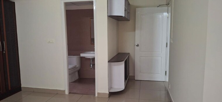 Bathroom, aparna-sarovar 3 Bedroom 1800 Sq.Ft. Apartment In Nallagandla Hyderabad 10540829