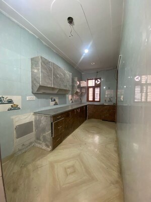 Kitchen in 4 BHK Builder Floor at Spring Field, Sector 31 – for Rent