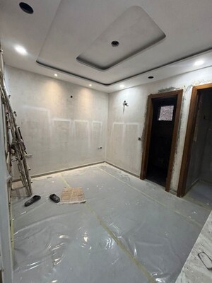 Bathroom in 4 BHK Builder Floor at Rohini Sector 16 – for Sale