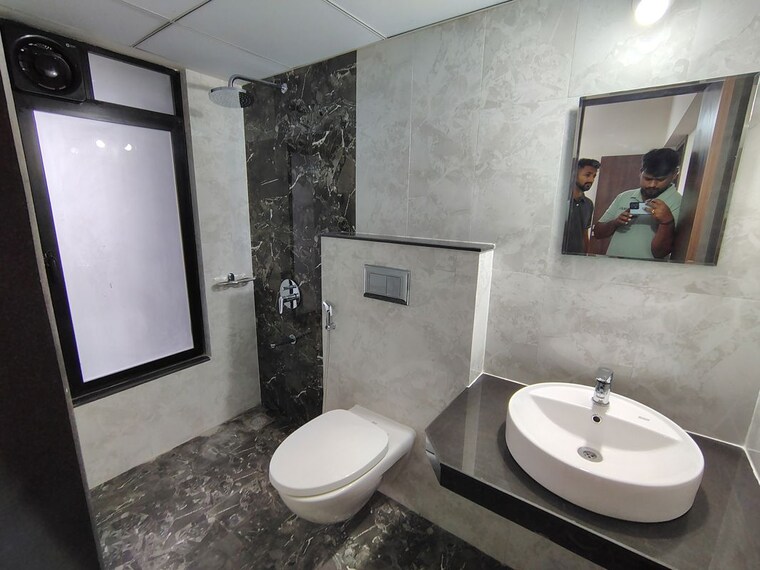Bathroom, duville-riverdale-grove 2 Bedroom 656 Sq.Ft. Apartment In Kharadi Pune 10540875