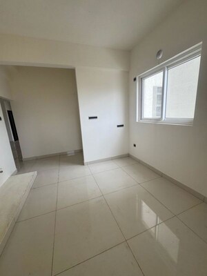 Room in 3 BHK Apartment at Candeur Crescent, Serilingampally – for Sale