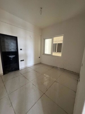 Room in 3 BHK Apartment at Candeur Crescent, Serilingampally – for Sale