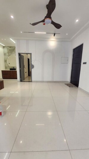 Bathroom in 3 BHK Apartment at Candeur Crescent, Serilingampally – for Rent