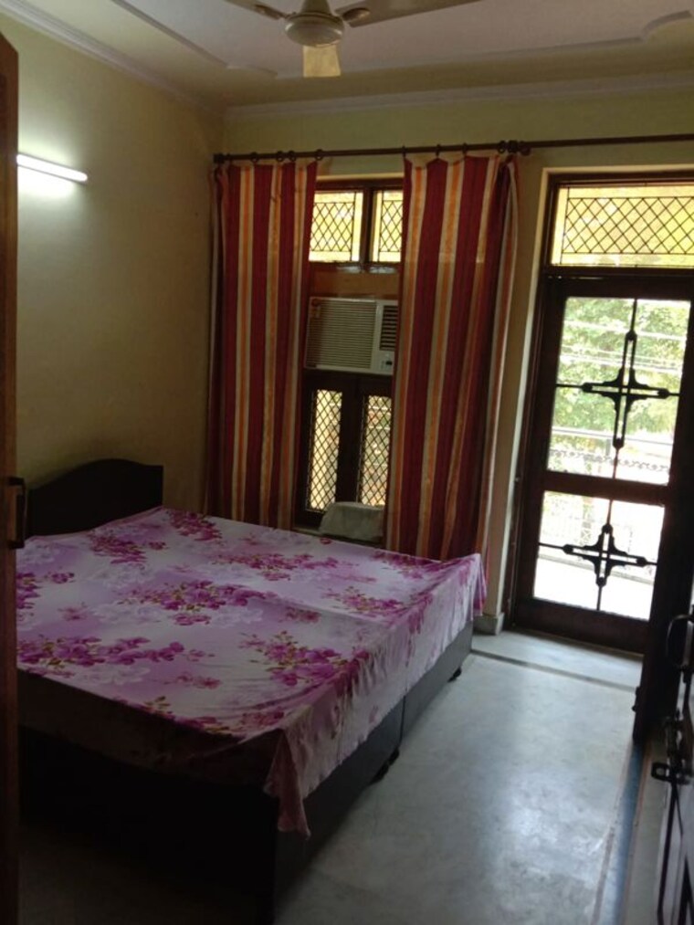 Bedroom, anil-suri-group-residency-23 1 RK 650 Sq.Ft. Builder Floor In Sector 23 Gurgaon 10540913