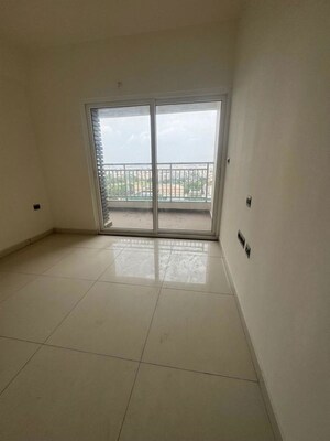 Room in 3 BHK Apartment at Candeur Crescent, Serilingampally – for Sale