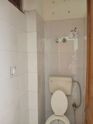 Bathroom in 1 BHK Builder Floor at Ansal Plaza Sector-23, Sector 23 – for Rent