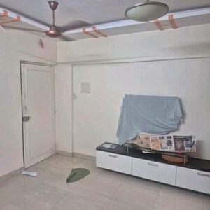 Furnished Amenities in 1.5 BHK Apartment at Siddha Seabrook, Kandivali West – for Sale